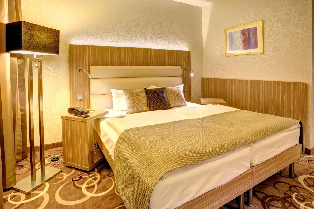 Nordwest-Hotel Bad Zwischenahn Rom bilde